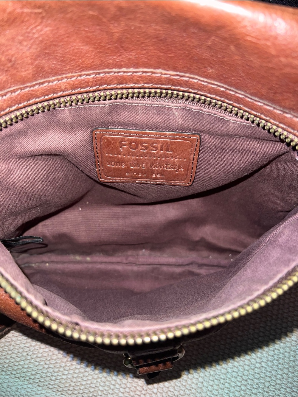 Fossil Brown Leather Crossbody Shoulder Bag with Front Pocket - Picture 3 of 5
